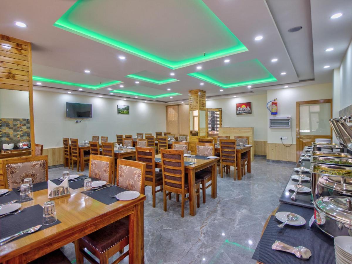 Swastik Grand Manali Hotel ภายนอก รูปภาพ
