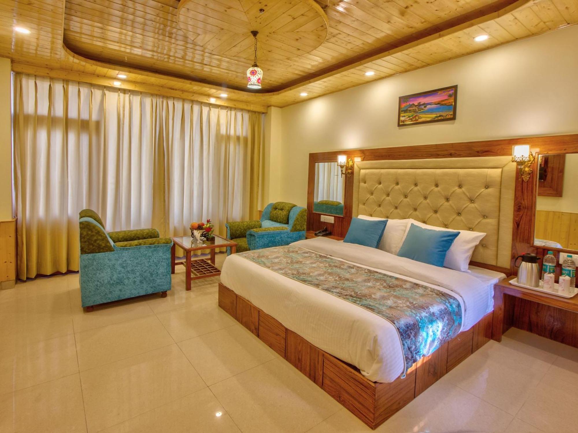 Swastik Grand Manali Hotel ภายนอก รูปภาพ