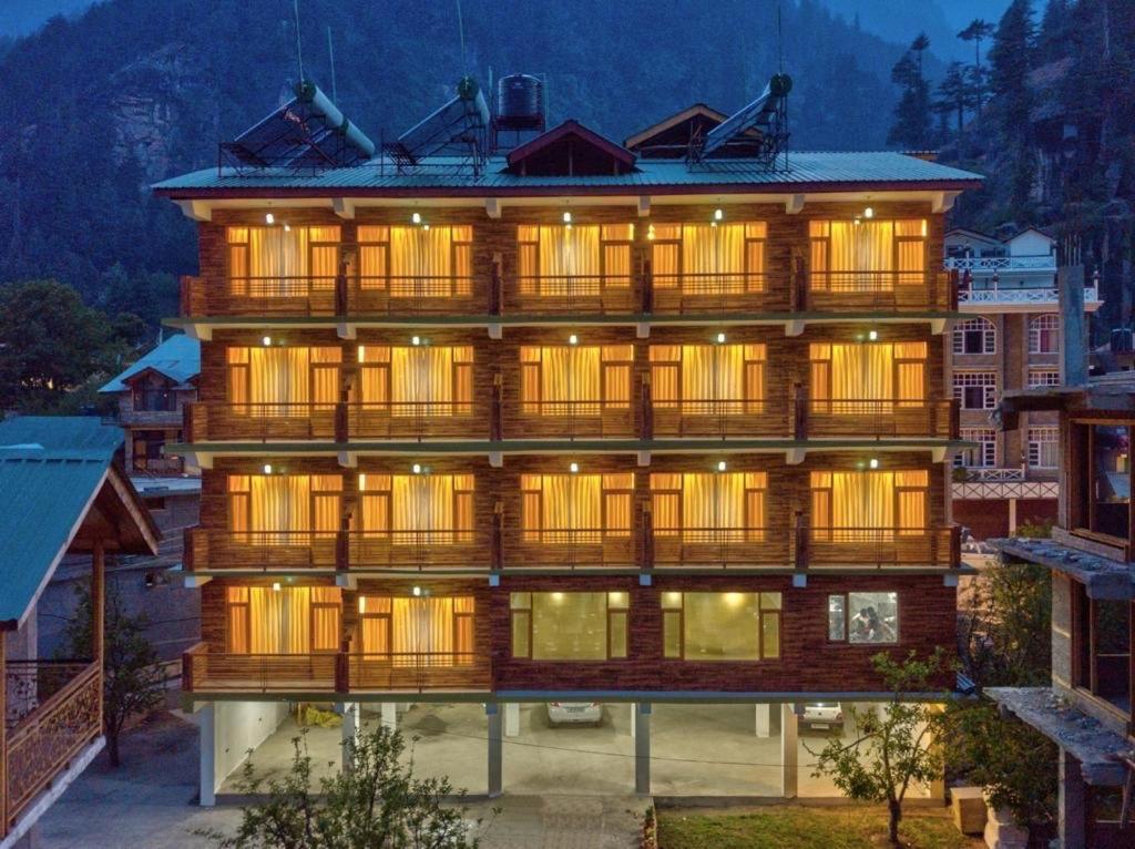 Swastik Grand Manali Hotel ภายนอก รูปภาพ