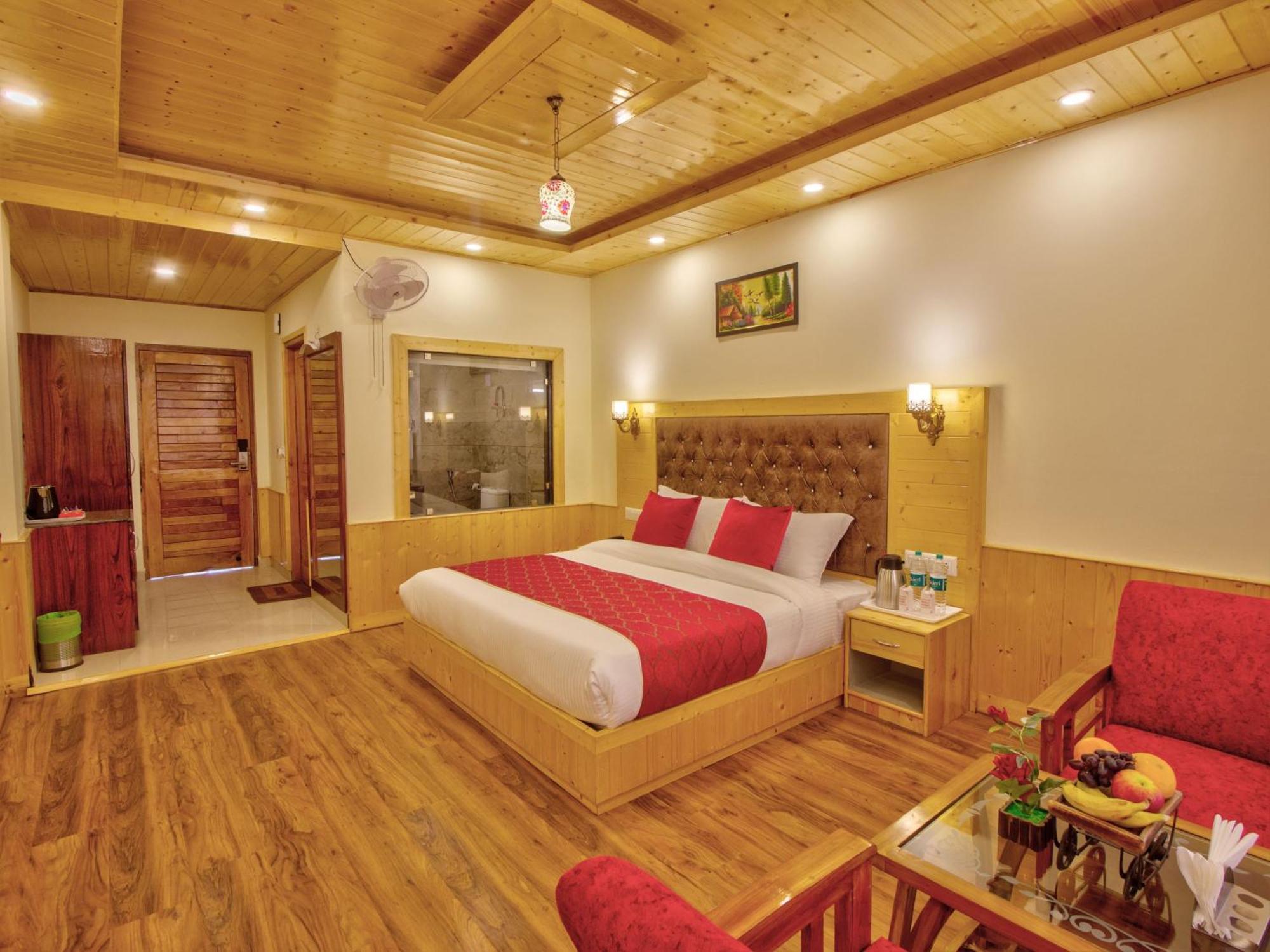 Swastik Grand Manali Hotel ภายนอก รูปภาพ