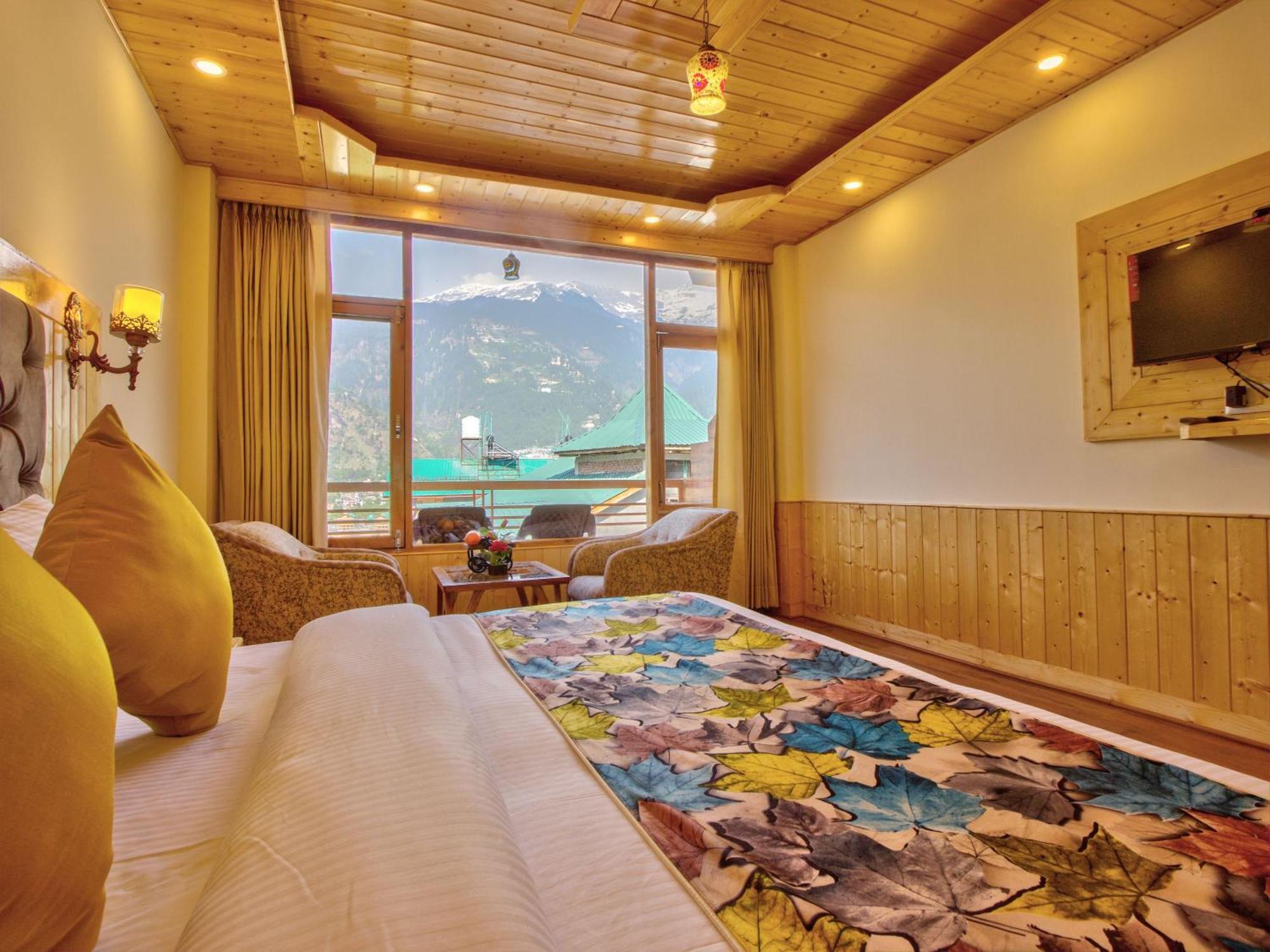 Swastik Grand Manali Hotel ภายนอก รูปภาพ