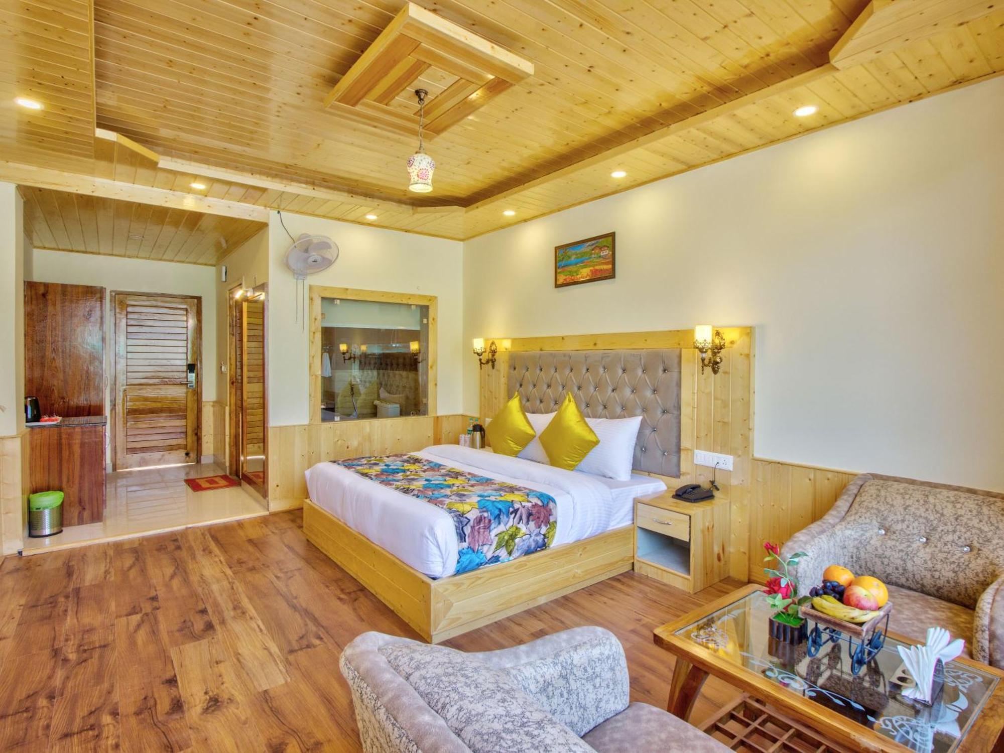 Swastik Grand Manali Hotel ภายนอก รูปภาพ