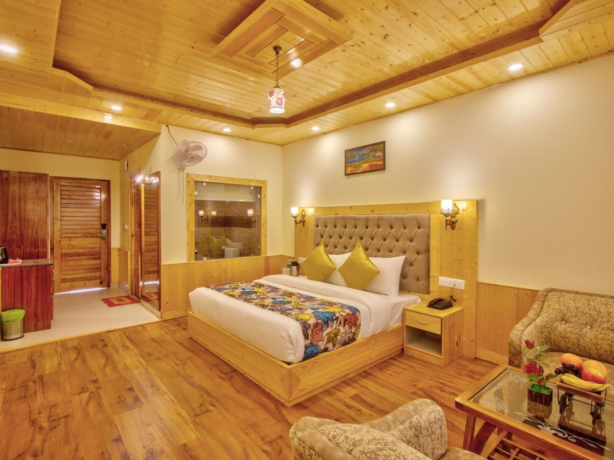 Swastik Grand Manali Hotel ภายนอก รูปภาพ